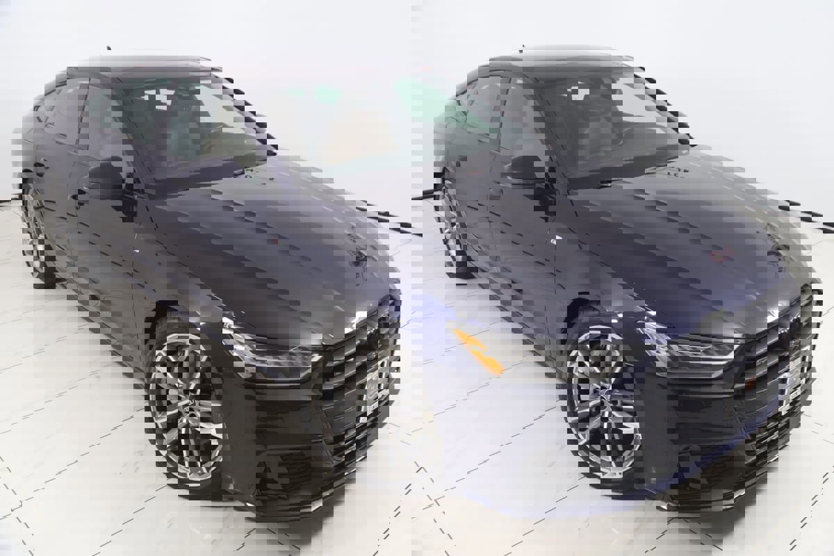 Used 2021 Audi A7 e Premium Plus w/ Black Optic Package image 19