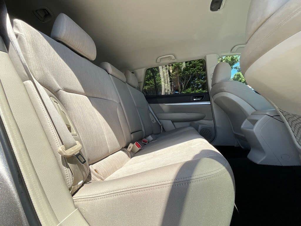Used 2014 Subaru Outback 2.5i Premium AWD/4WD image 13