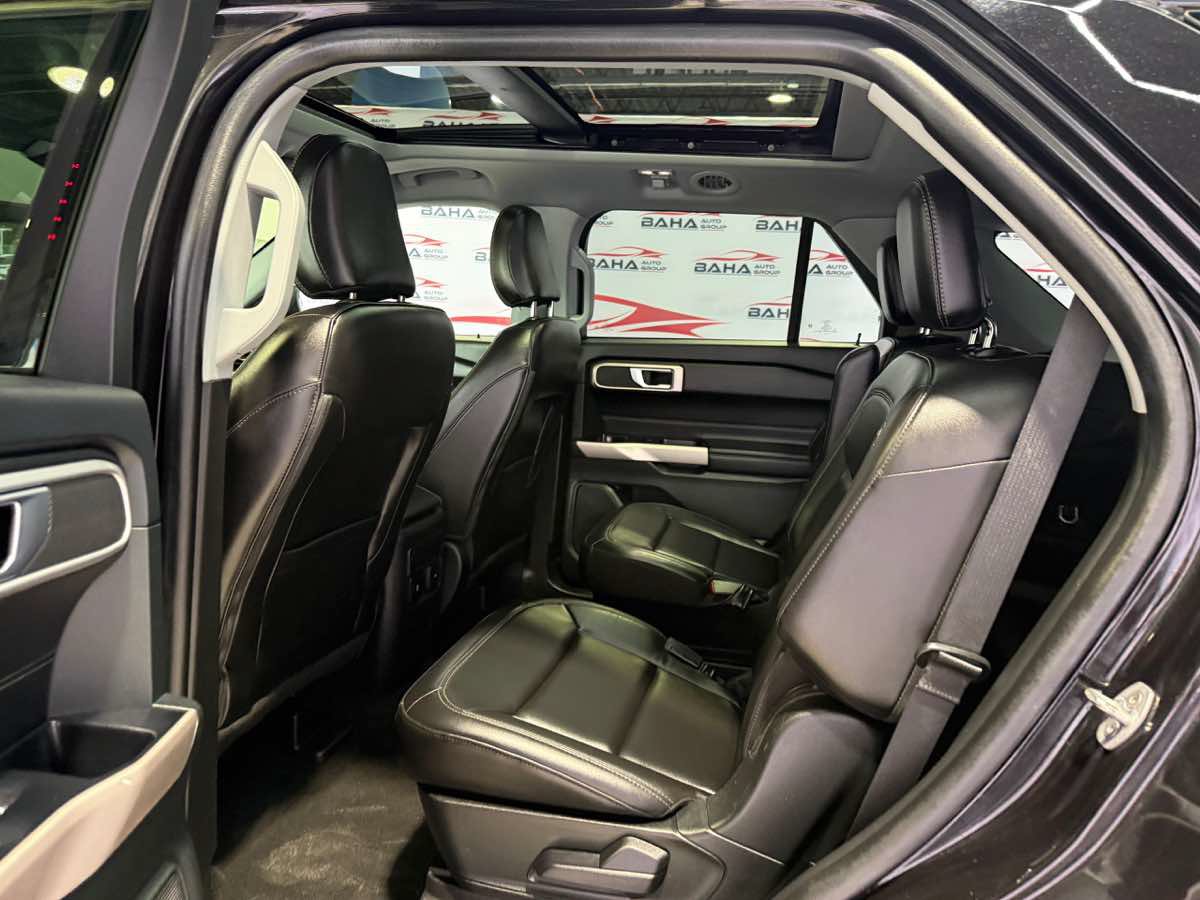 Used 2023 Ford Explorer XLT w/ Equipment Group 202A AWD/4WD image 45
