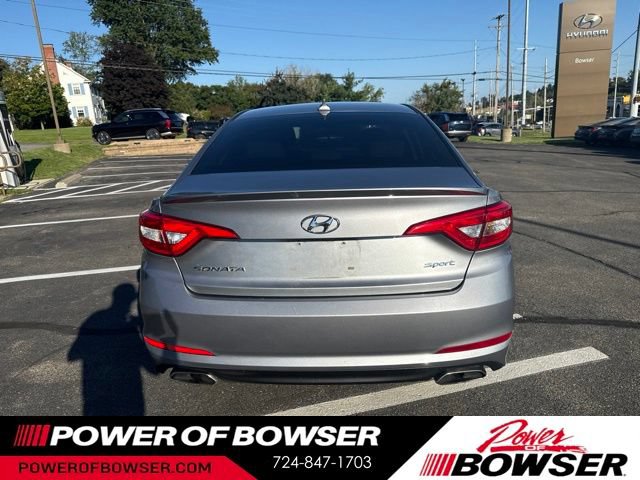 Used 2016 Hyundai Sonata Sport w/ Option Group 03 FWD image 6
