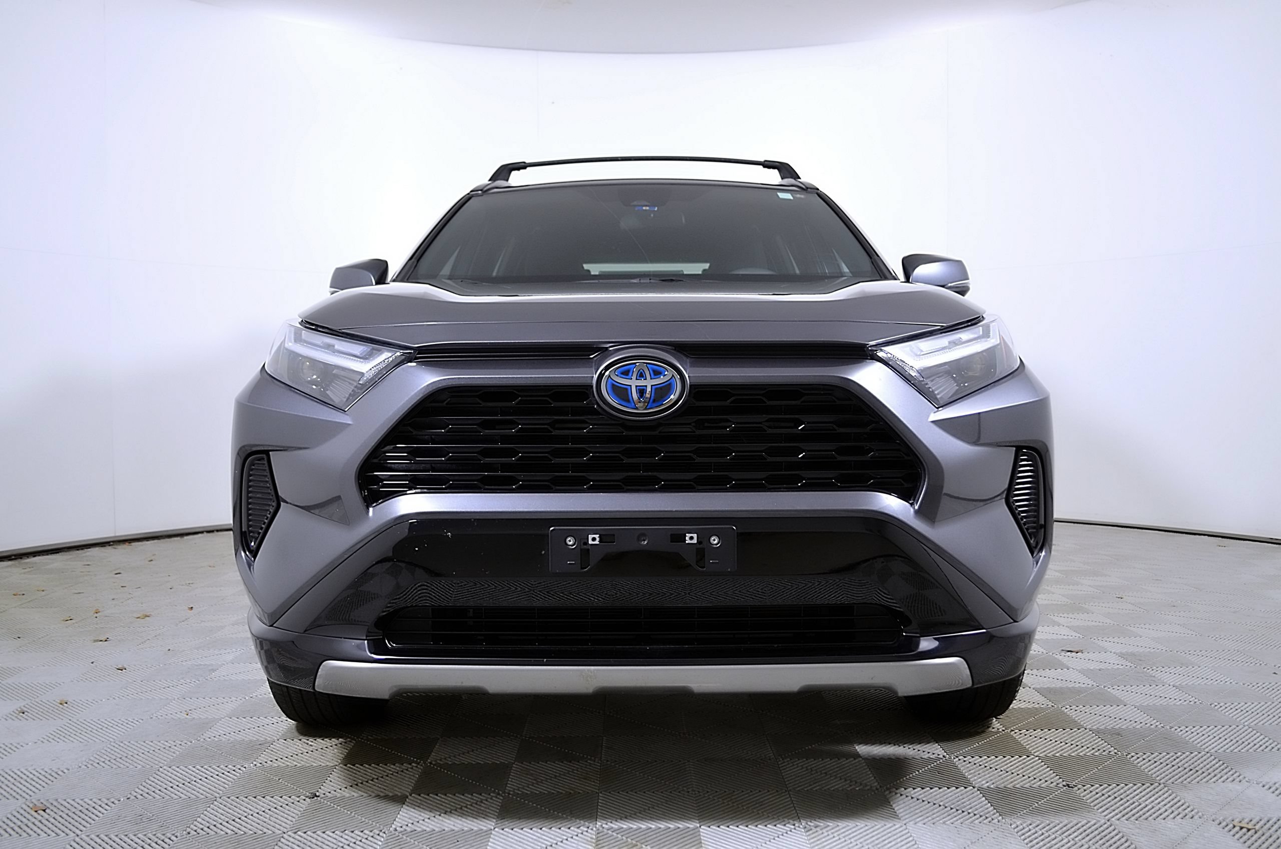 Used 2024 Toyota RAV4 SE AWD/4WD image 5