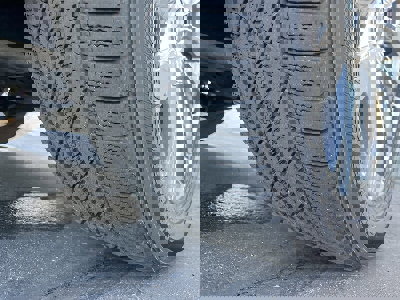 Used 2021 Cadillac Escalade ESV Premium Luxury w/ Driver Assist Tech Package image 21