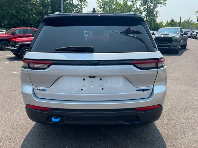Used 2023 Jeep Grand Cherokee Trailhawk AWD/4WD image 31