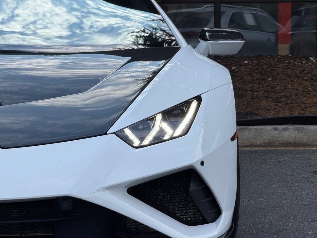 Used 2021 Lamborghini Huracan EVO RWD image 5