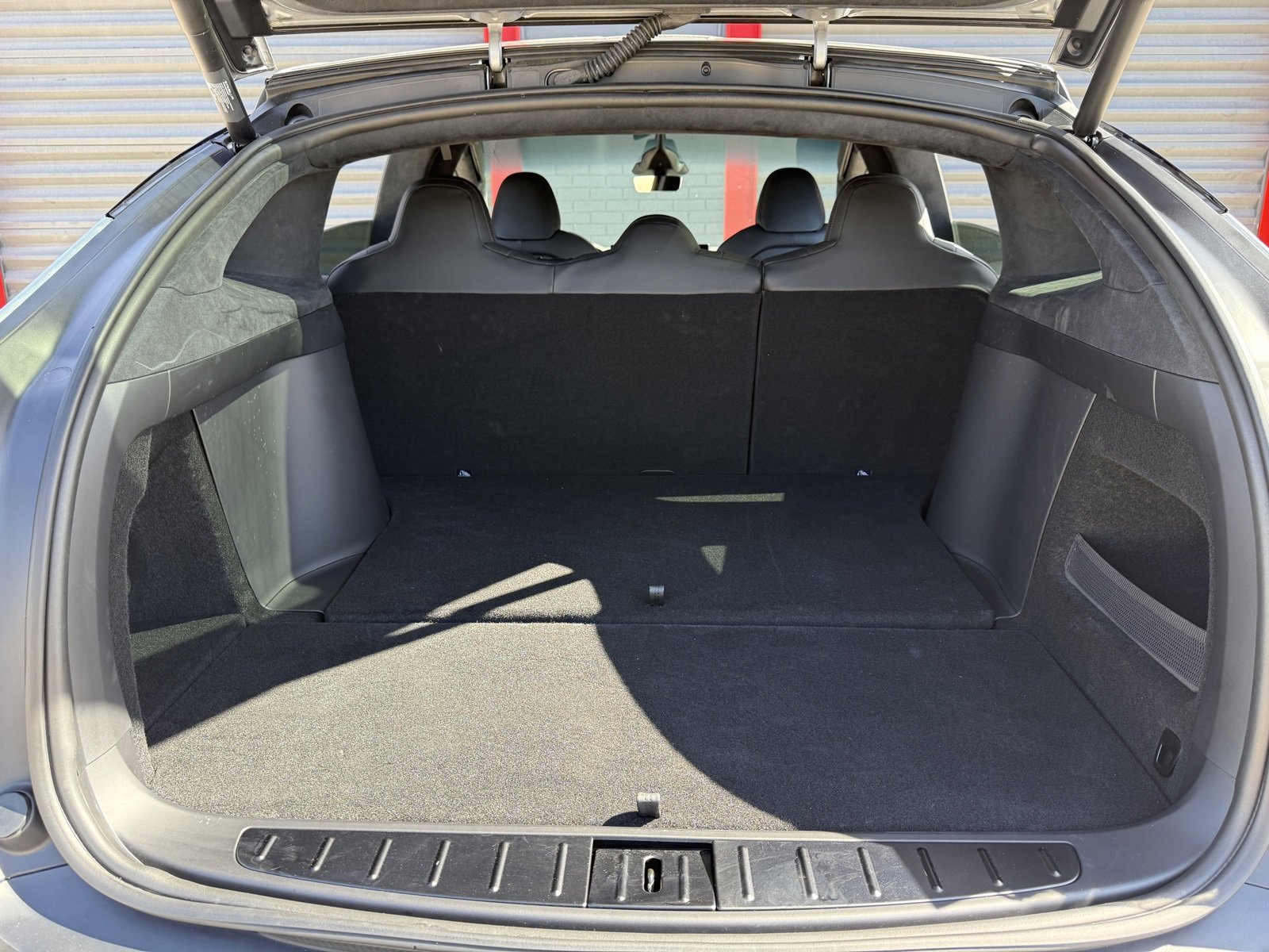 Used 2024 Tesla Model X image 12