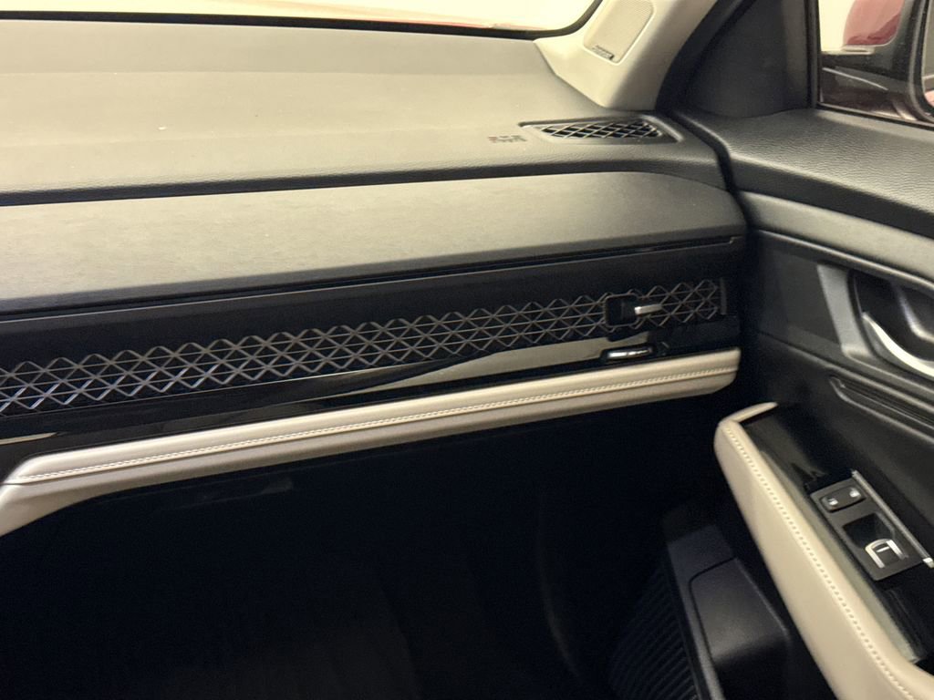 Certified 2025 Honda Accord Touring image 16