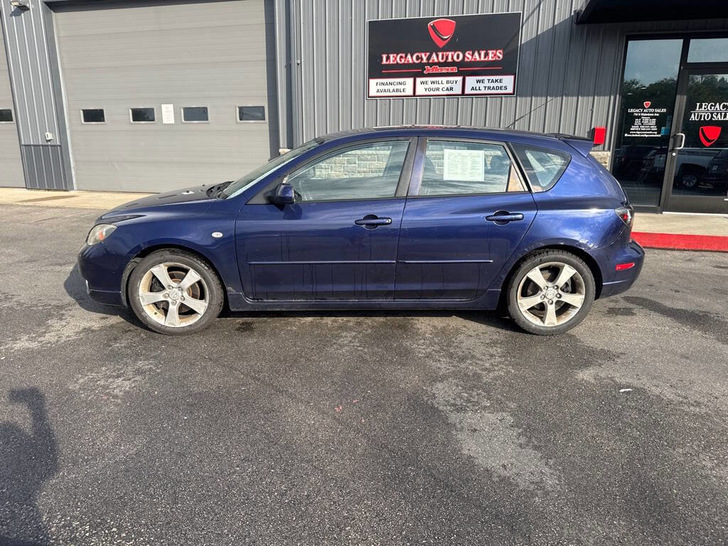 Used 2005 MAZDA MAZDA3 s w/ Moonroof & 6-CD Pkg image 2