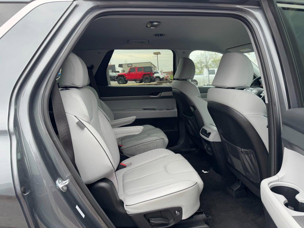 Used 2025 Hyundai Palisade SEL image 10