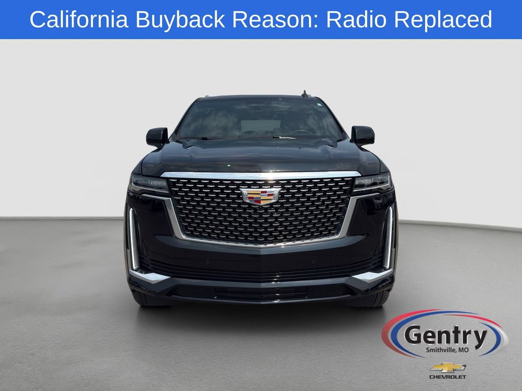 Used 2024 Cadillac Escalade Premium Luxury AWD/4WD image 2