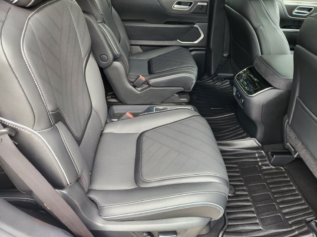 Used 2026 INFINITI QX80 Luxe w/ Cargo Package RWD image 30