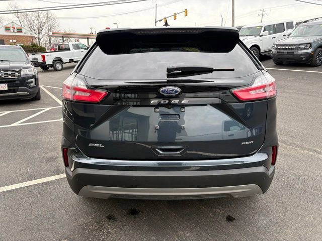 Used 2022 Ford Edge SEL w/ Convenience Package image 4