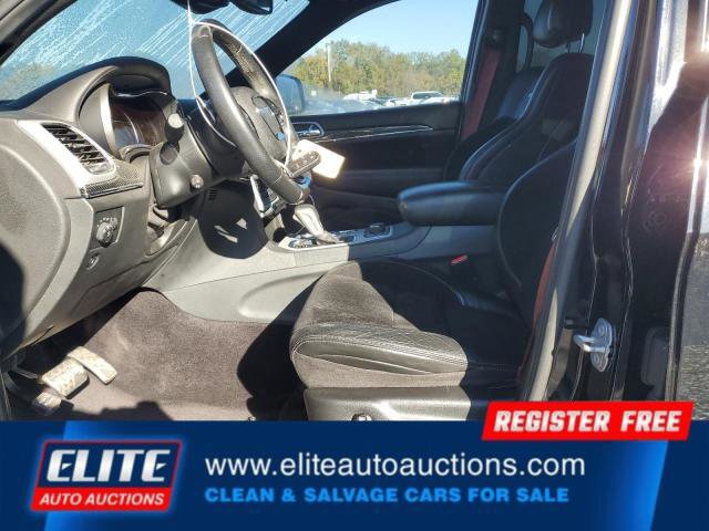 Used 2018 Jeep Grand Cherokee SRT w/ Trailer Tow Group IV AWD/4WD image 14