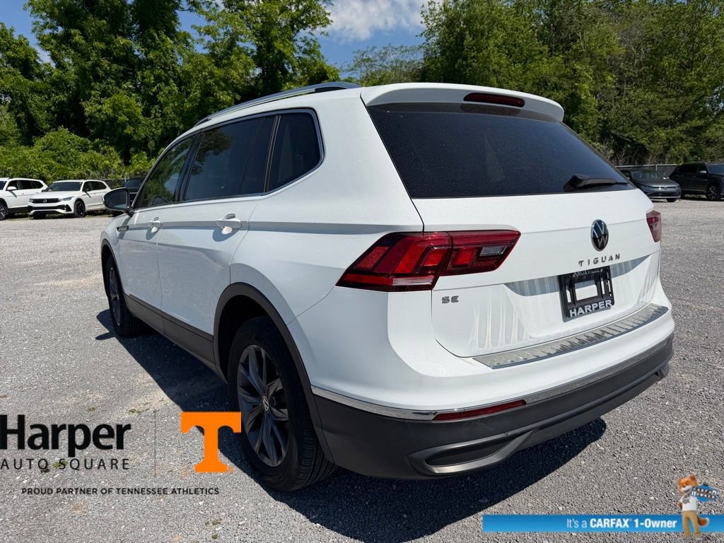 Used 2022 Volkswagen Tiguan SE image 3