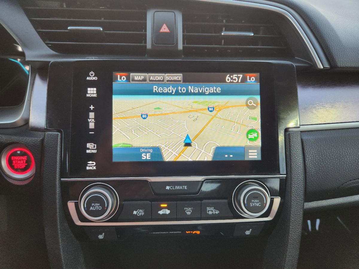 Used 2016 Honda Civic Touring image 15