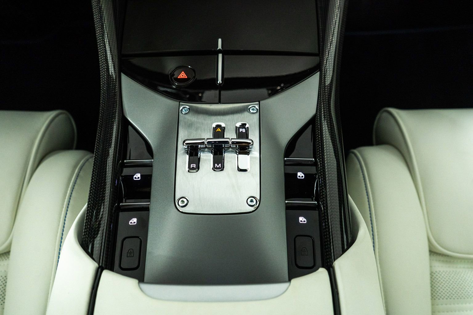 Certified 2025 Ferrari Purosangue AWD/4WD image 31