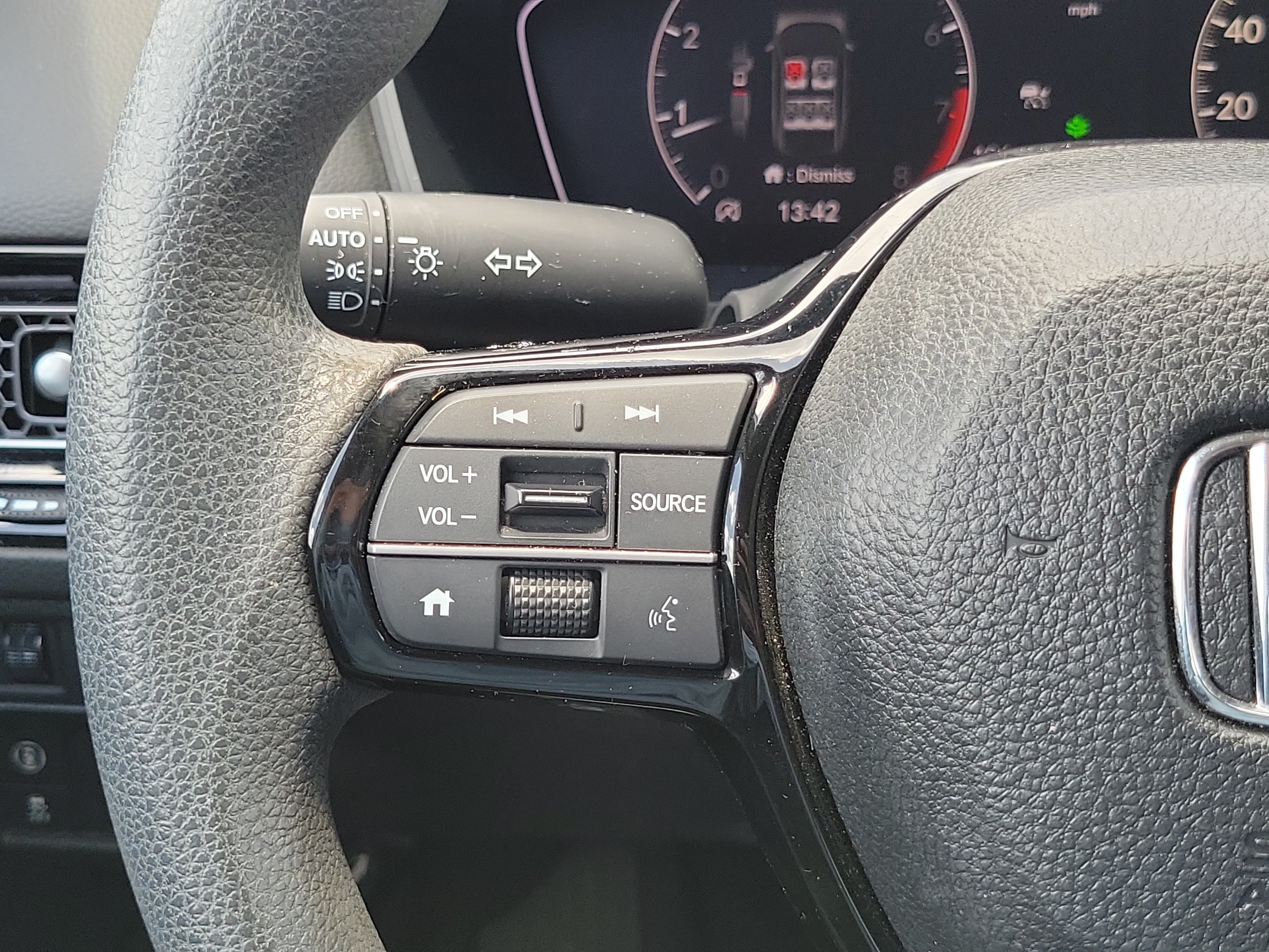Certified 2023 Honda Civic LX image 26