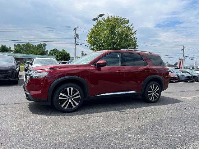 Certified 2023 Nissan Pathfinder Platinum AWD/4WD image 8