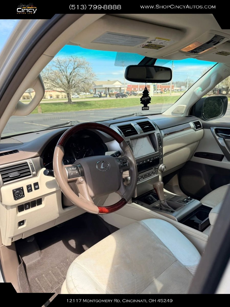 Used 2012 Lexus GX 460 w/ Comfort Plus Pkg image 4
