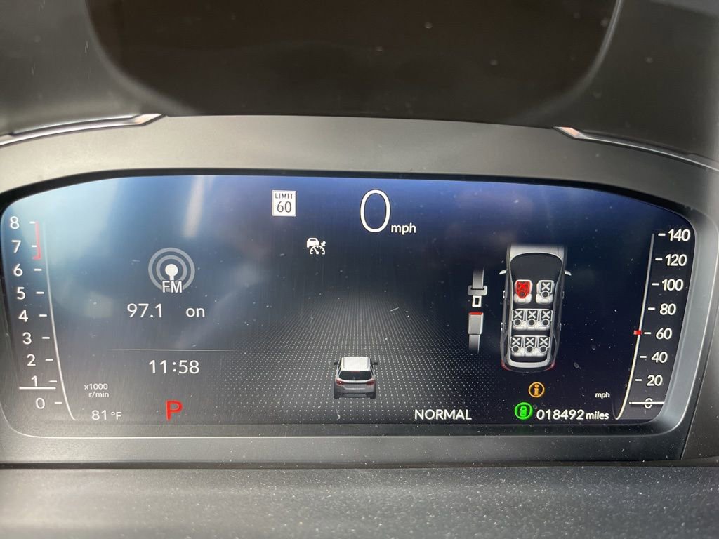 Used 2025 Honda Pilot Black Edition image 23