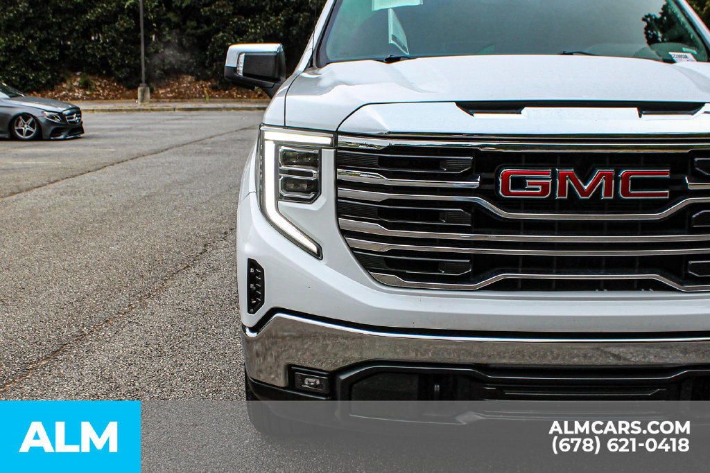 Used 2025 GMC Sierra 1500 SLT RWD image 10