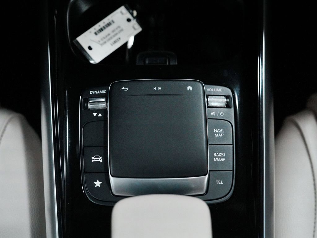 Used 2023 Mercedes-Benz GLA 250 4MATIC image 26