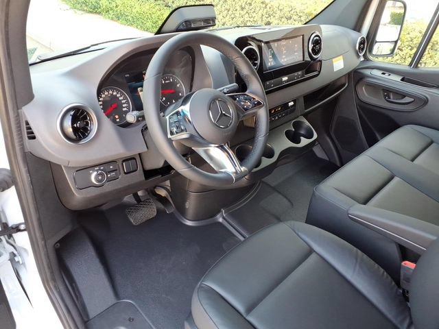 New 2026 Mercedes-Benz Sprinter 2500 image 4