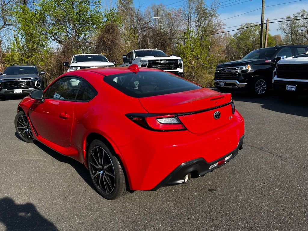 Used 2024 Toyota GR86 image 7