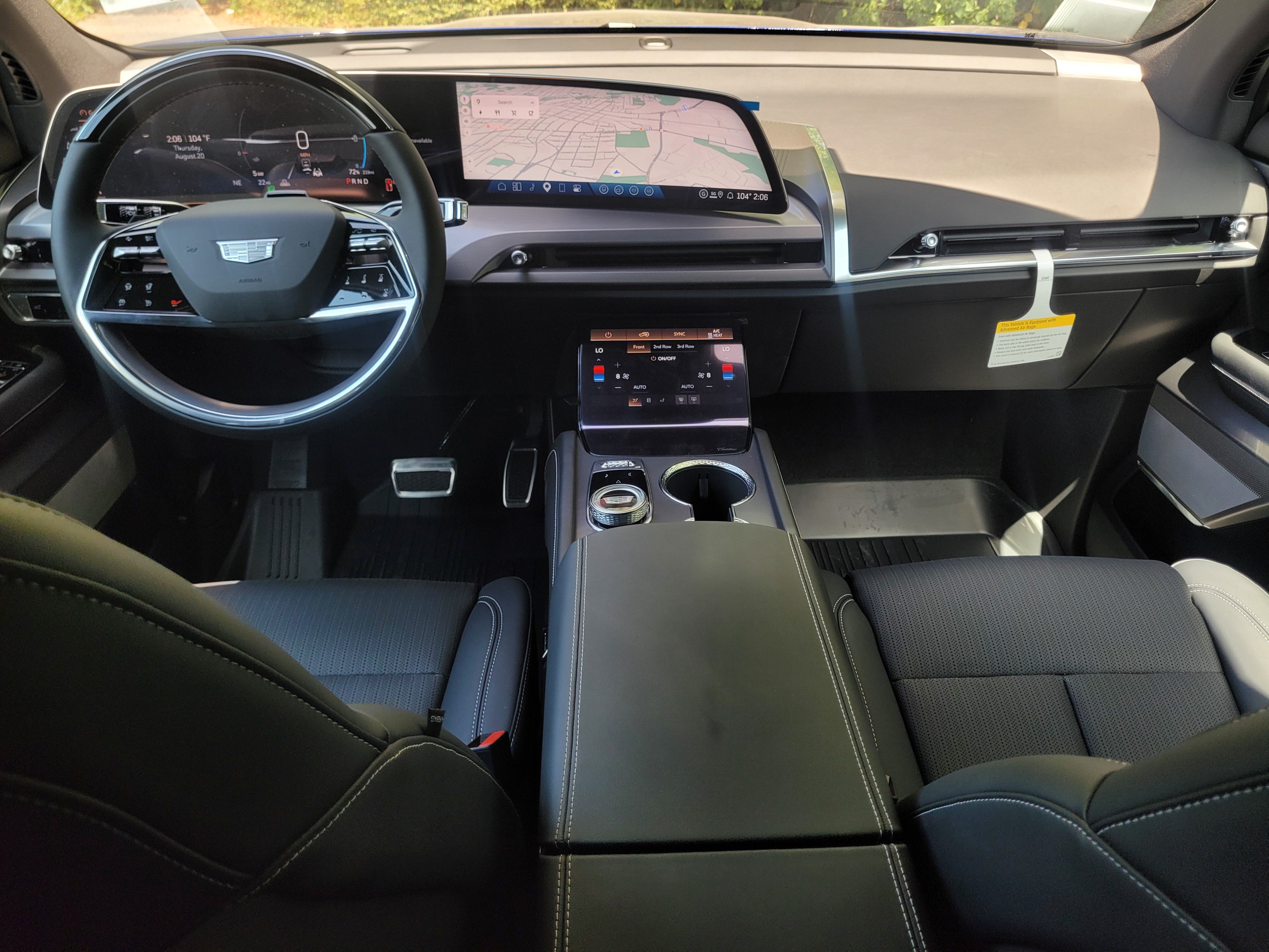 New 2027 Cadillac Vistiq Sport w/ LPO, Floor Liner Package AWD/4WD image 11
