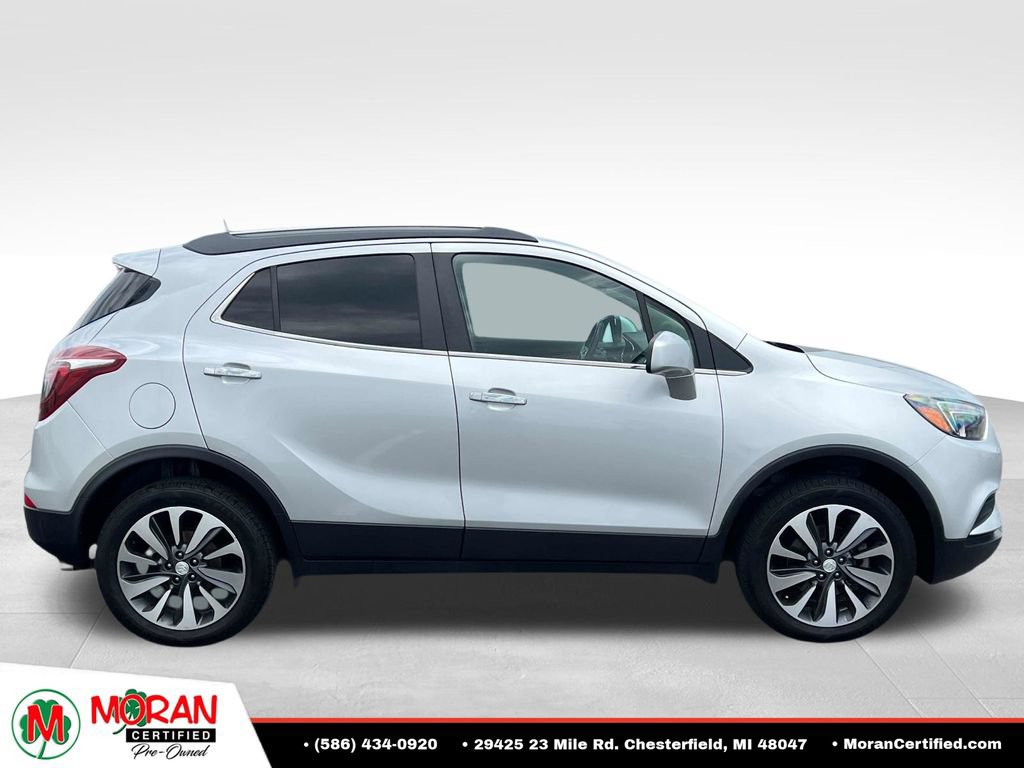 Used 2021 Buick Encore Preferred AWD/4WD image 6