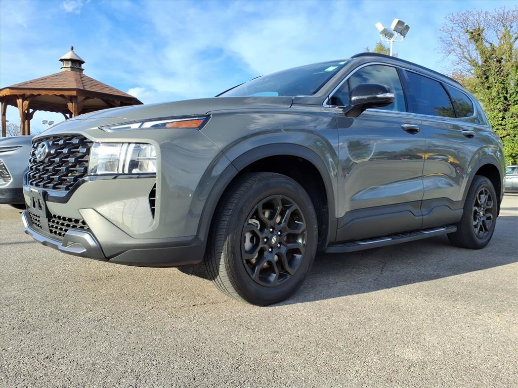 Used 2023 Hyundai Santa Fe XRT image 2