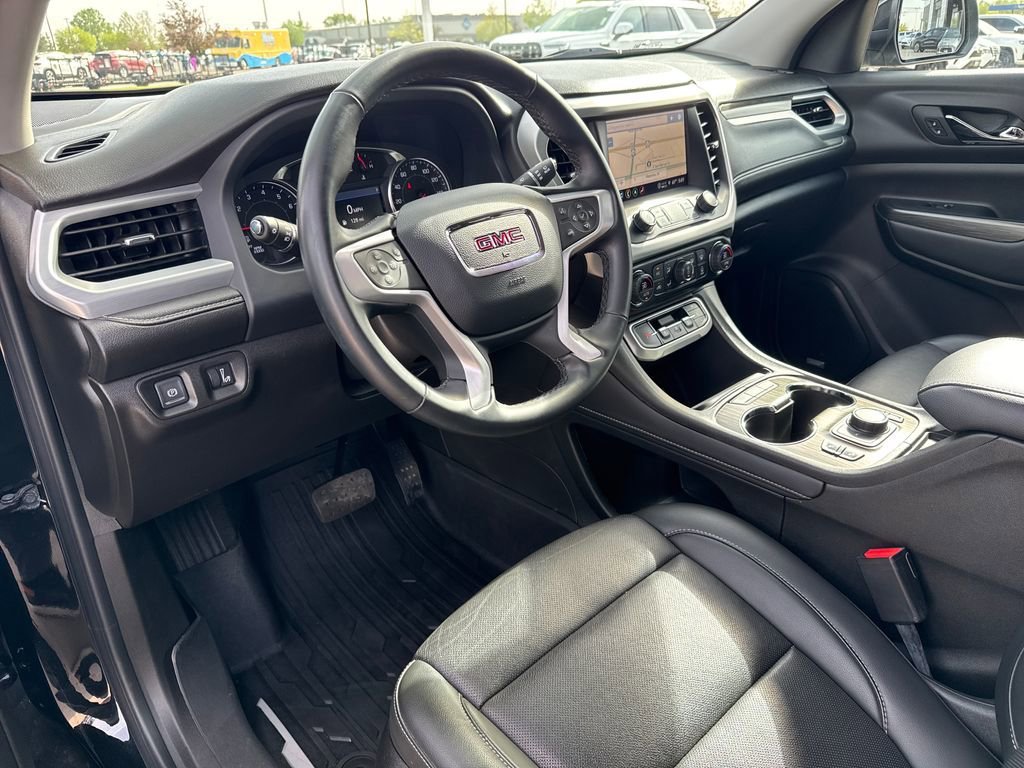 Certified 2023 GMC Acadia SLT w/ Trailering Package AWD/4WD image 11