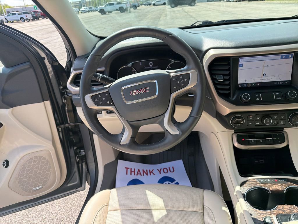 Used 2020 GMC Acadia Denali w/ Denali Ultimate Package AWD/4WD image 24