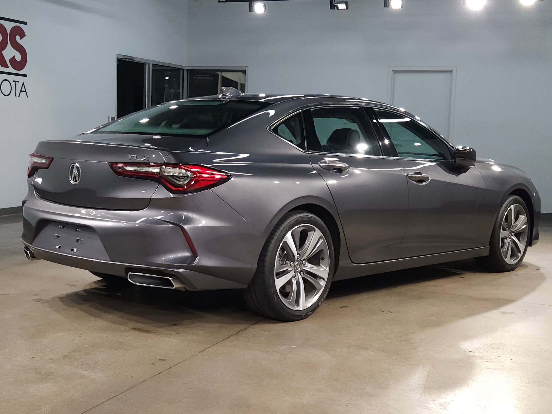 Used 2021 Acura TLX w/ Advance Package image 7
