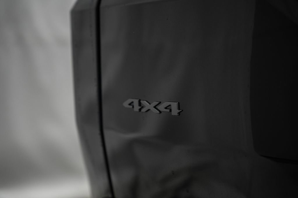 New 2026 Jeep Cherokee Overland w/ Advanced Pro Tech Group image 8