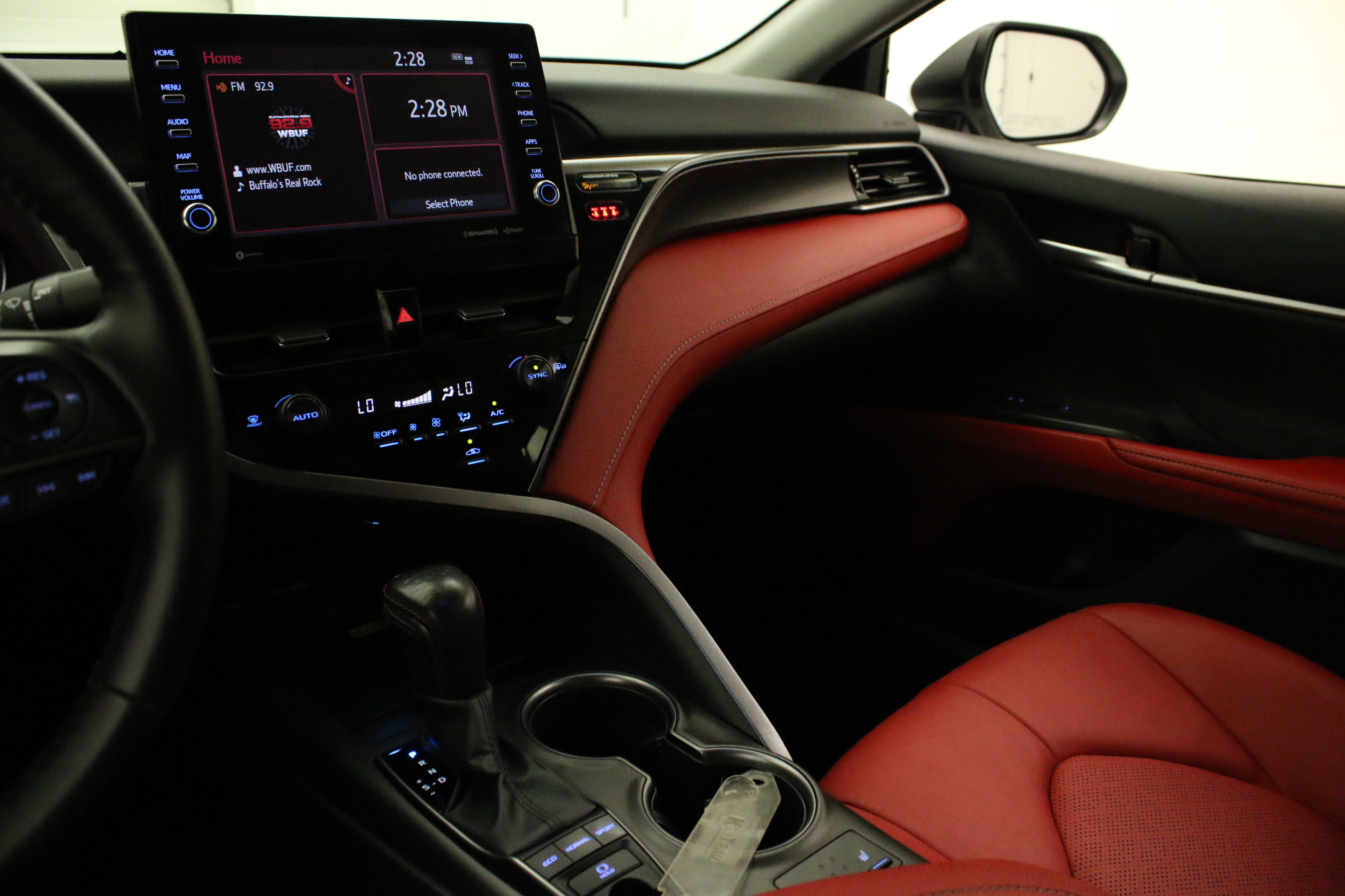 Used 2023 Toyota Camry XSE w/ TRD Appearance Package (TMS) FWD image 19