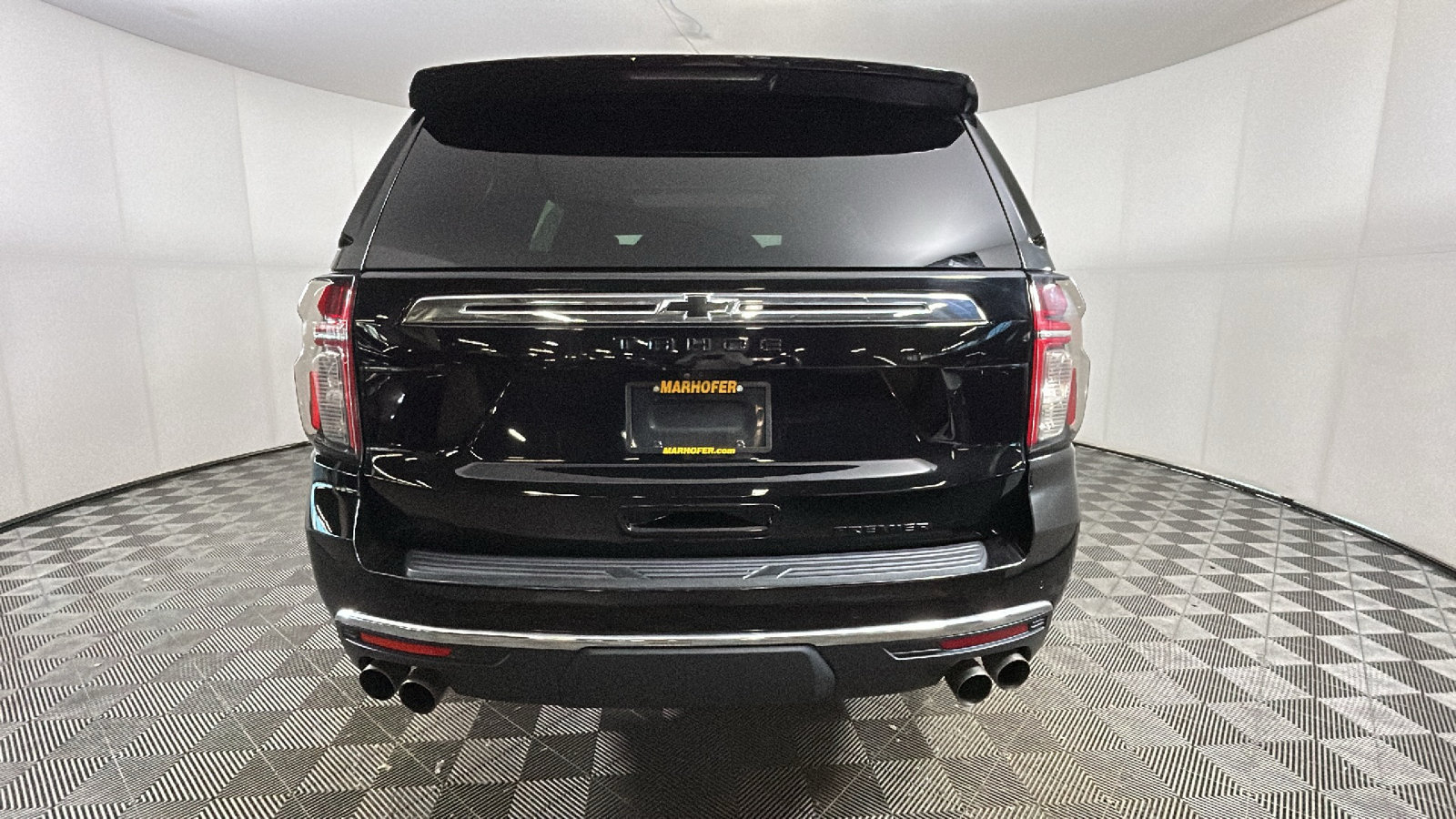 Used 2021 Chevrolet Tahoe Premier w/ Premium Package AWD/4WD image 4