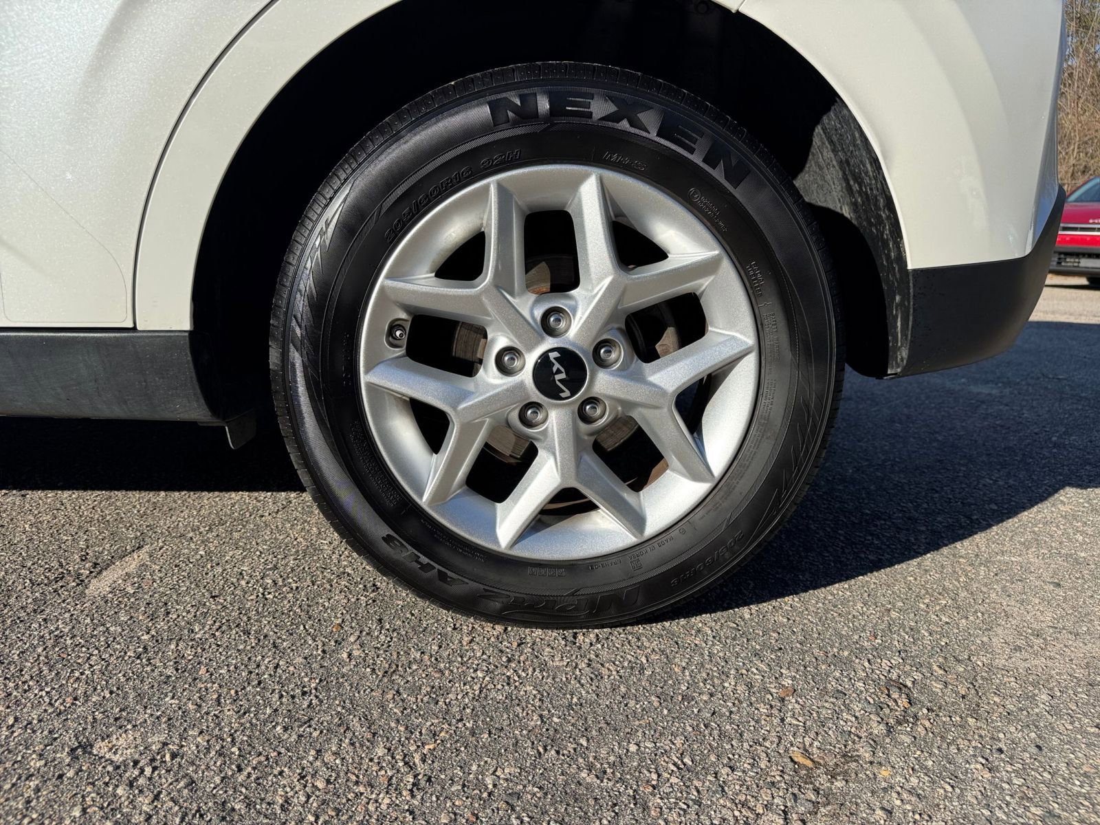 Used 2025 Kia Soul LX w/ LX Technology Package image 24