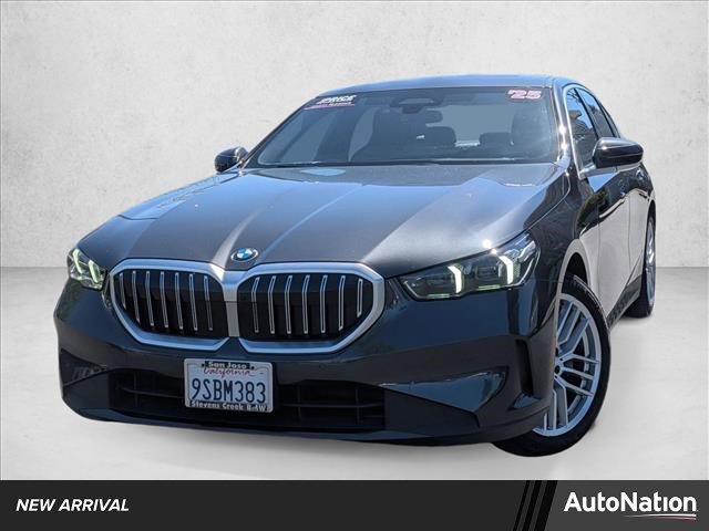 Used 2025 BMW 530i image 1