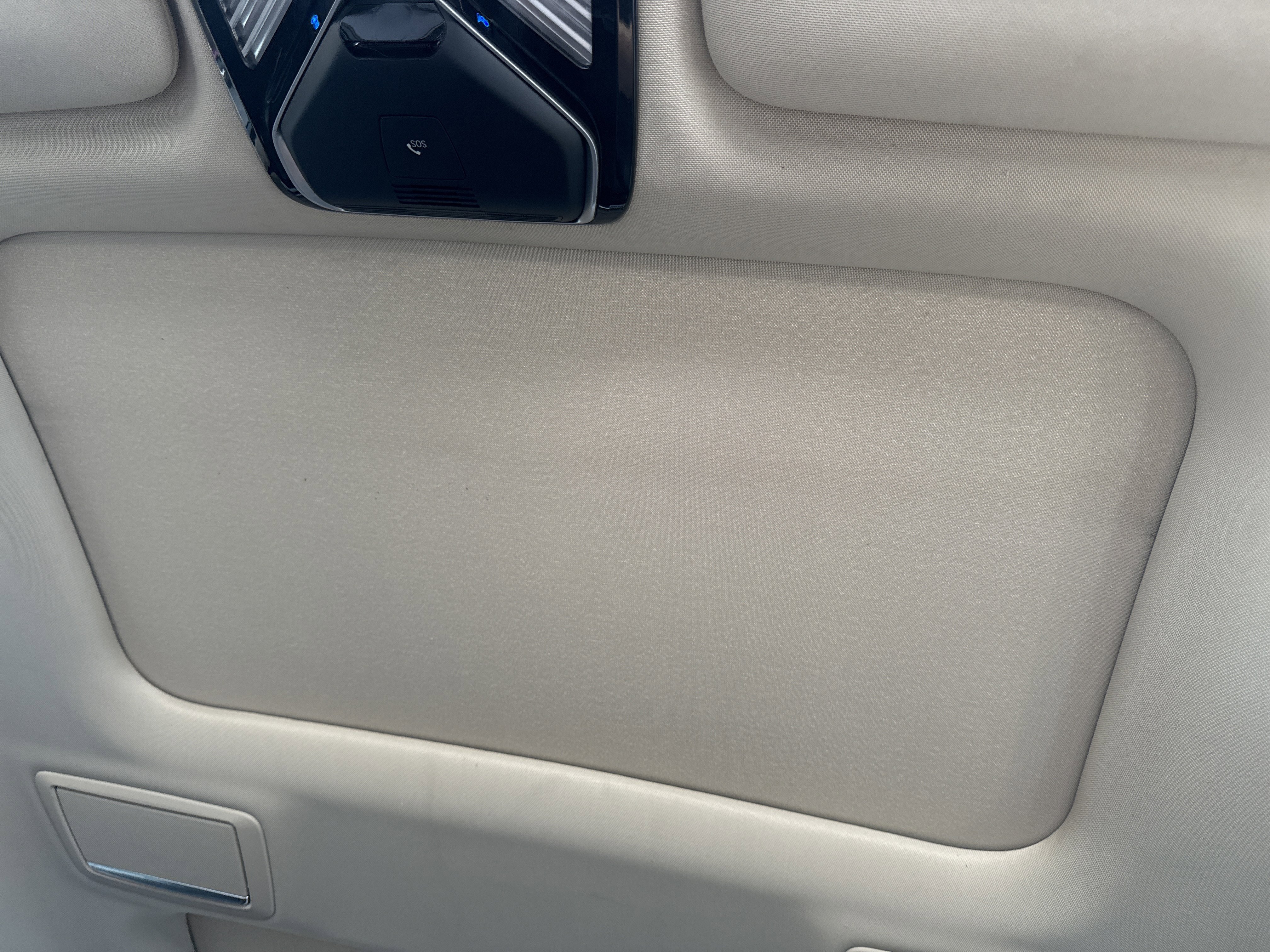 Used 2016 BMW 750i xDrive image 27