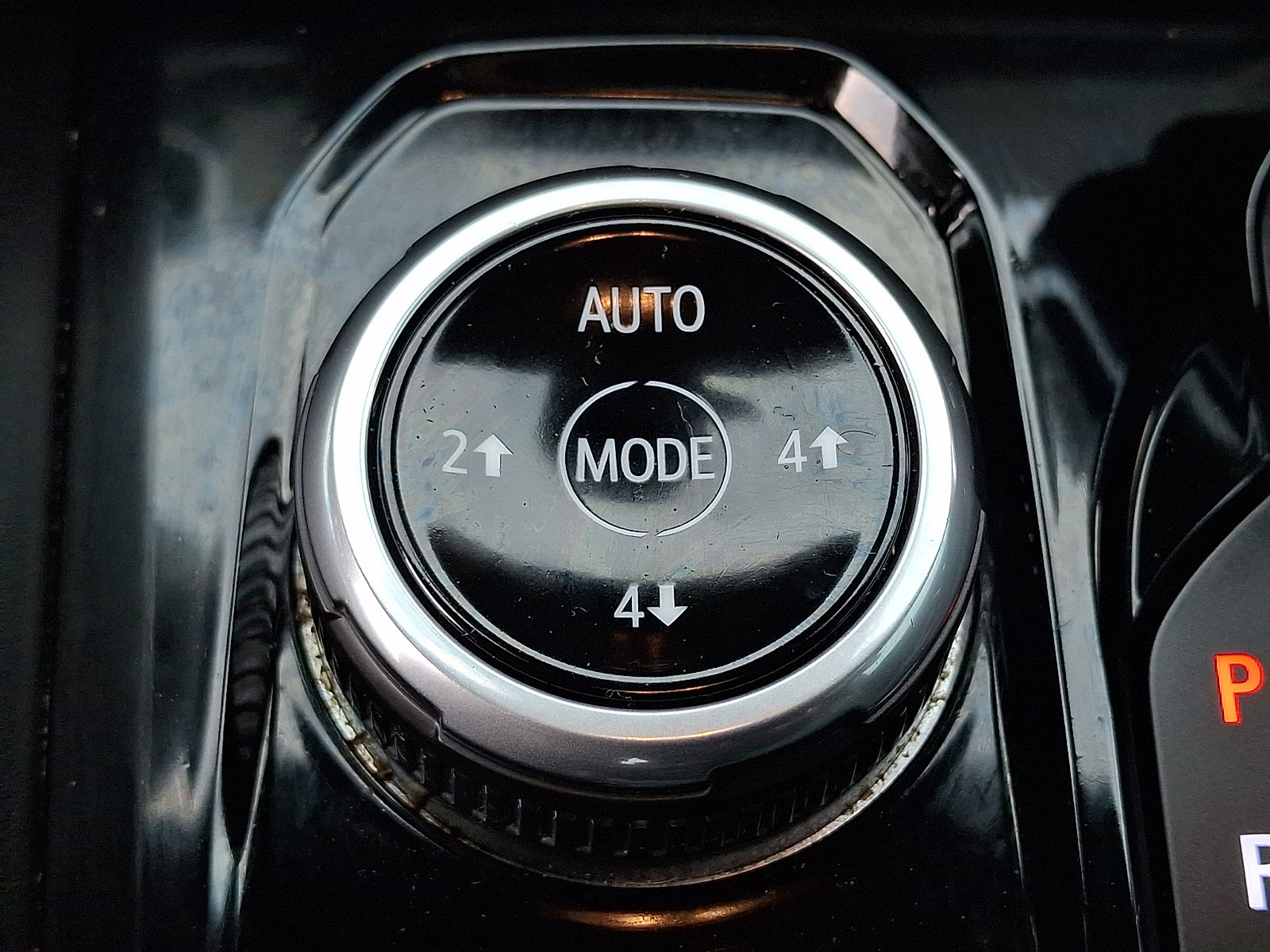 Used 2023 GMC Canyon Denali w/ Denali Black Edition image 26