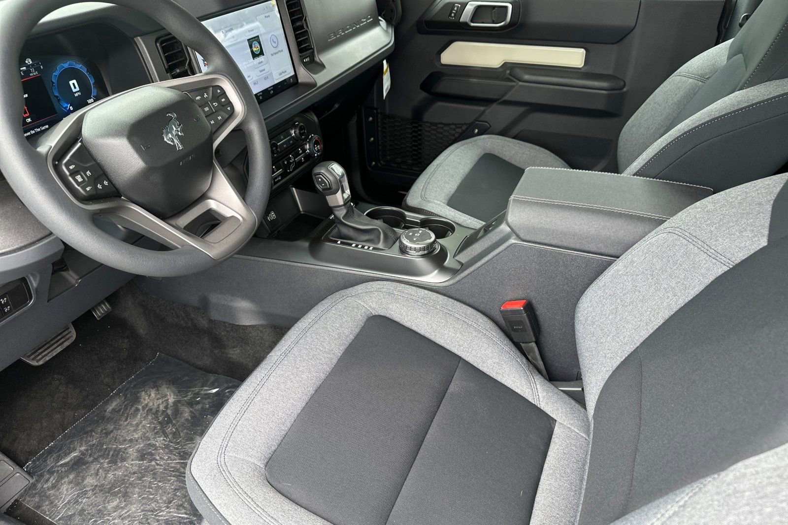 New 2026 Ford Bronco 2-Door image 10