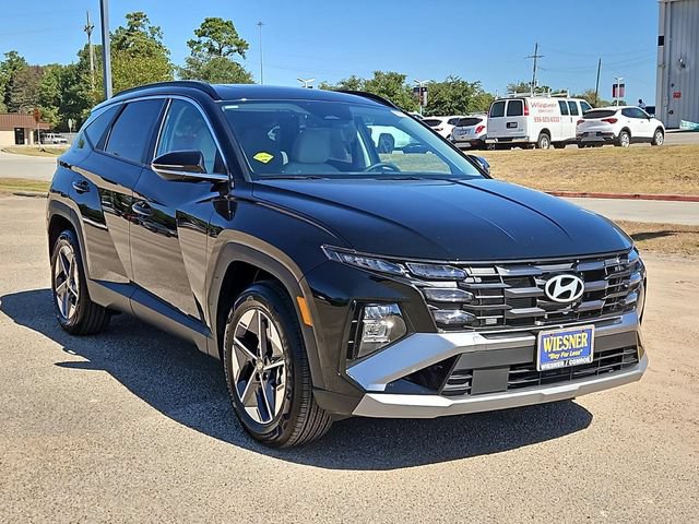 Used 2025 Hyundai Tucson SEL FWD image 3