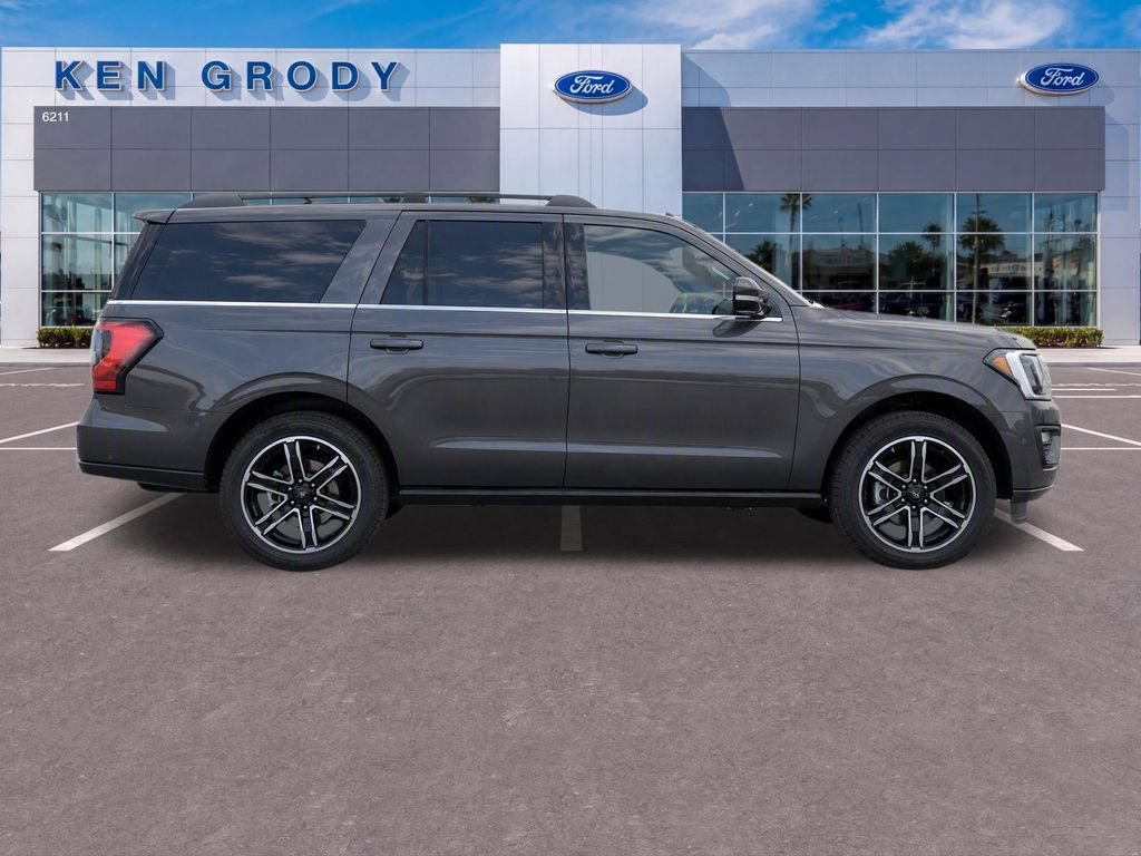 Used 2021 Ford Expedition Max Limited AWD/4WD image 9
