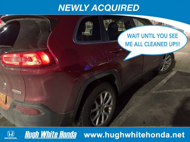 Used 2017 Jeep Cherokee Latitude w/ Cold Weather Group image 6