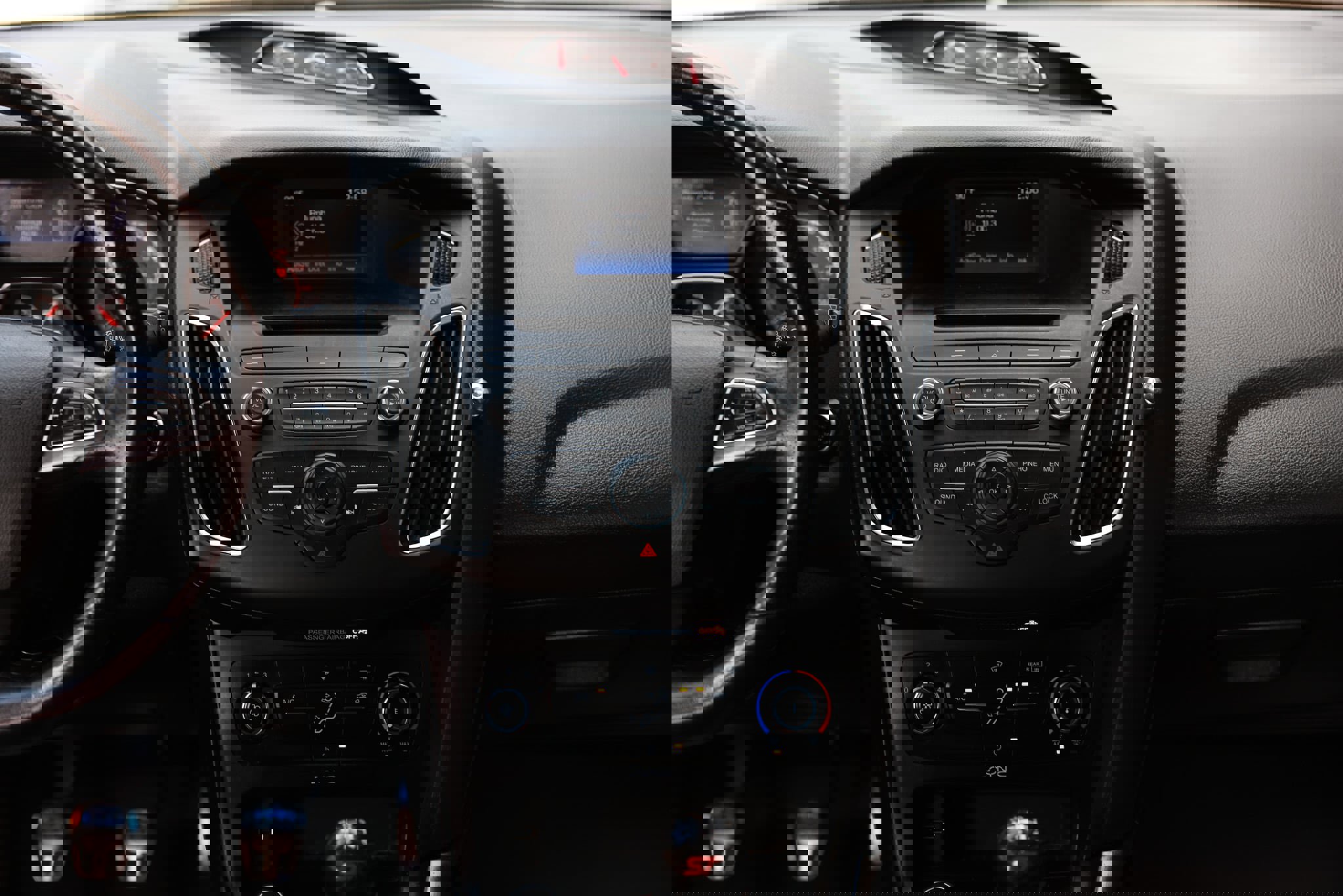 Used 2017 Ford Focus ST image 43