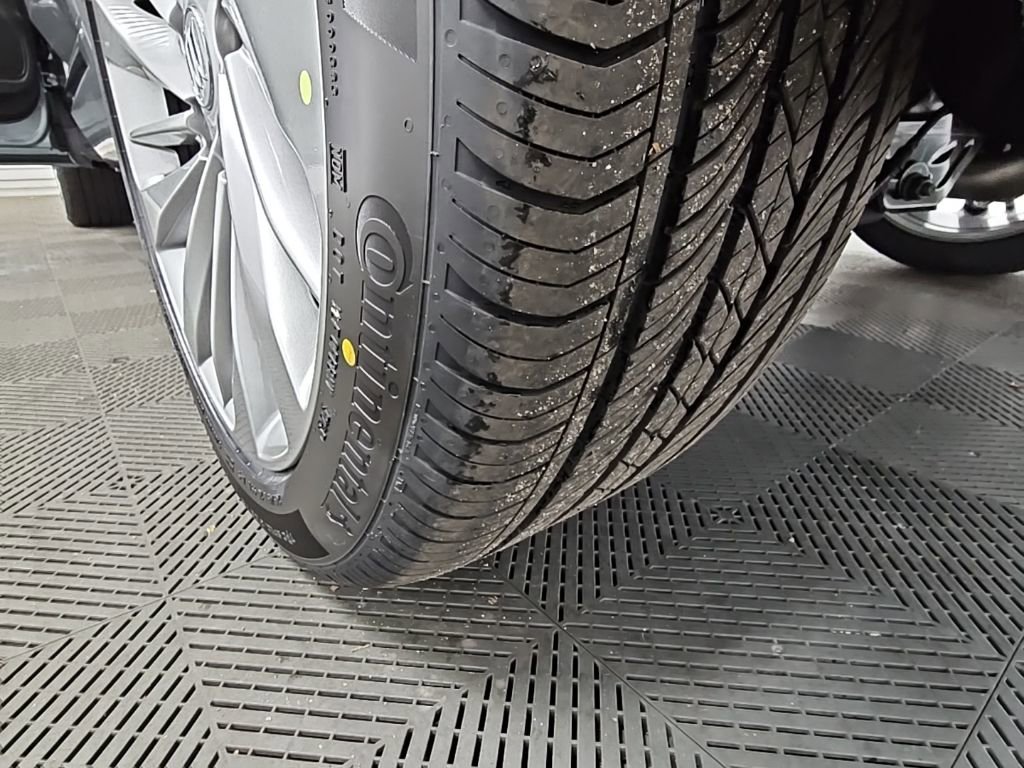 New 2026 Buick Envision Avenir image 47