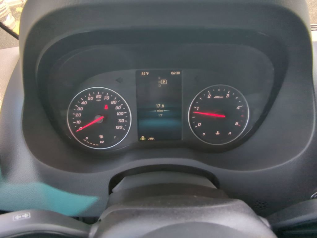 Used 2024 Mercedes-Benz Sprinter 2500 image 14