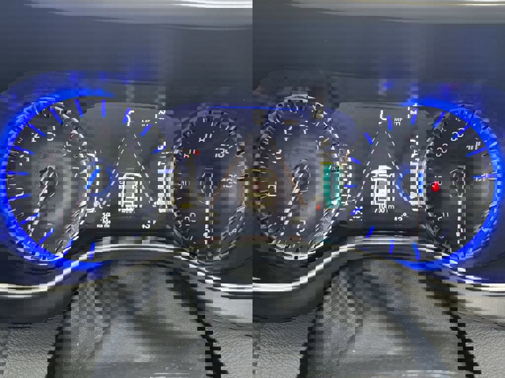 Used 2023 Chrysler Pacifica Touring-L image 7