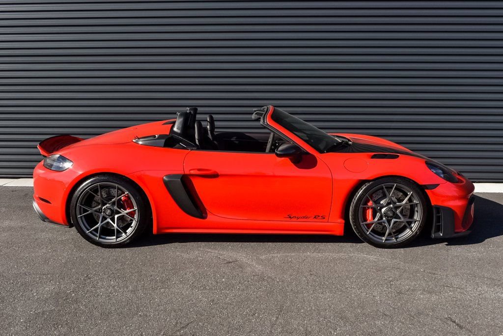 Certified 2024 Porsche 718 Boxster Spyder RS w/ Weissach Package image 21