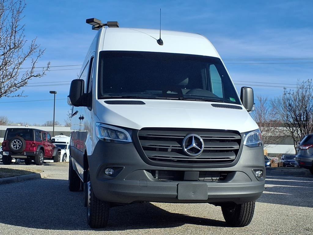 New 2025 Mercedes-Benz Sprinter 3500 image 2